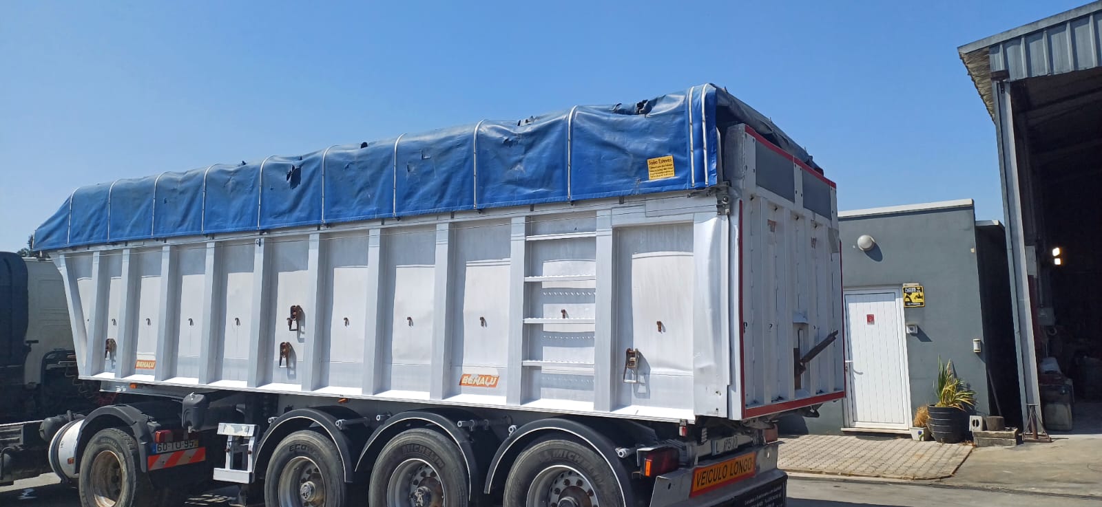 Benalu Ano 2008_ Cubica 30 M